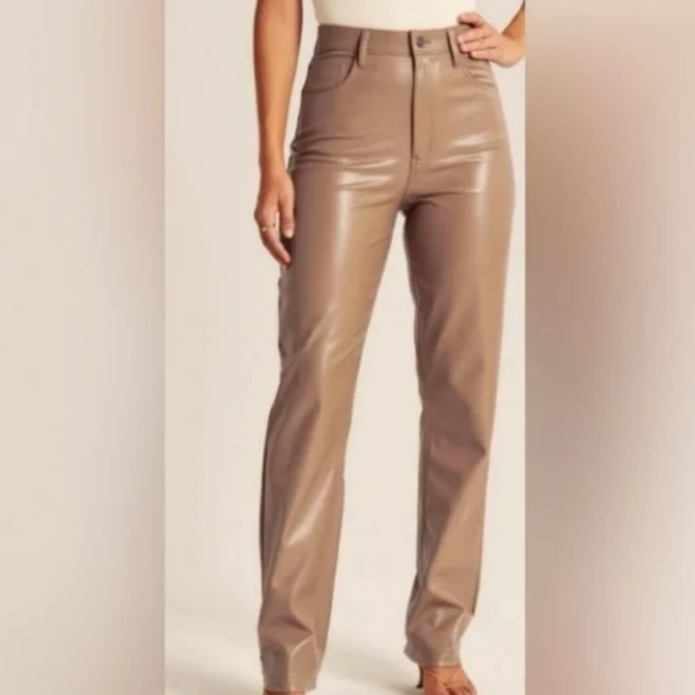 Abercrombie & Fitch | The 90s Straight Ultra High Rise Vegan Leather Pants sz 12